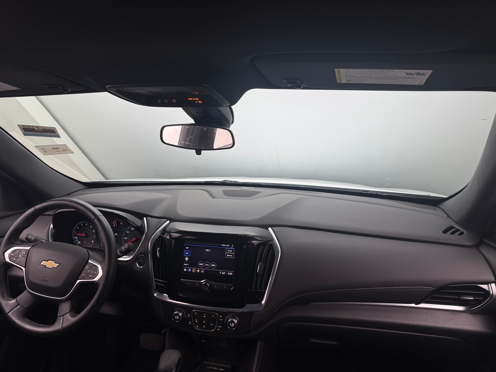 Thumbnail: 2023 Chevrolet Traverse - 3