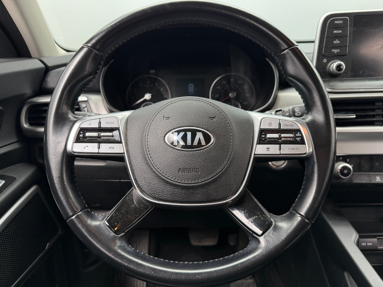 Thumbnail: 2021 Kia Telluride - 4