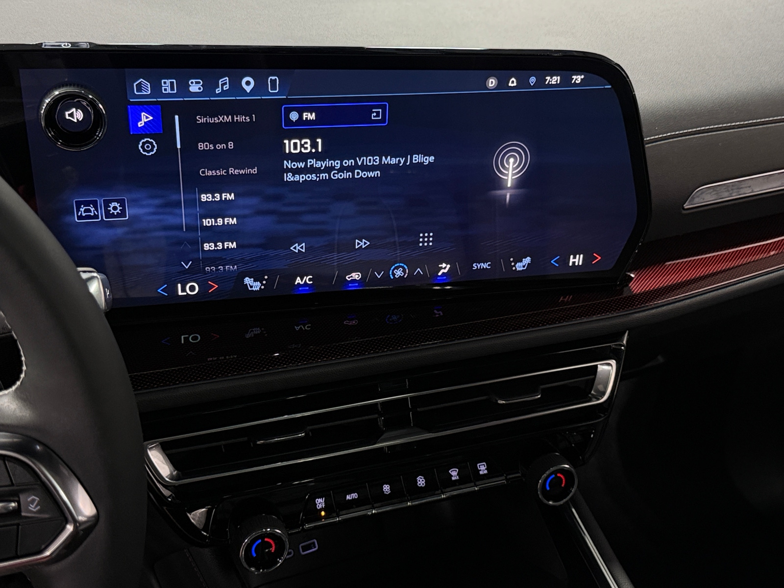 Thumbnail: 2026 Chevrolet Traverse - 3