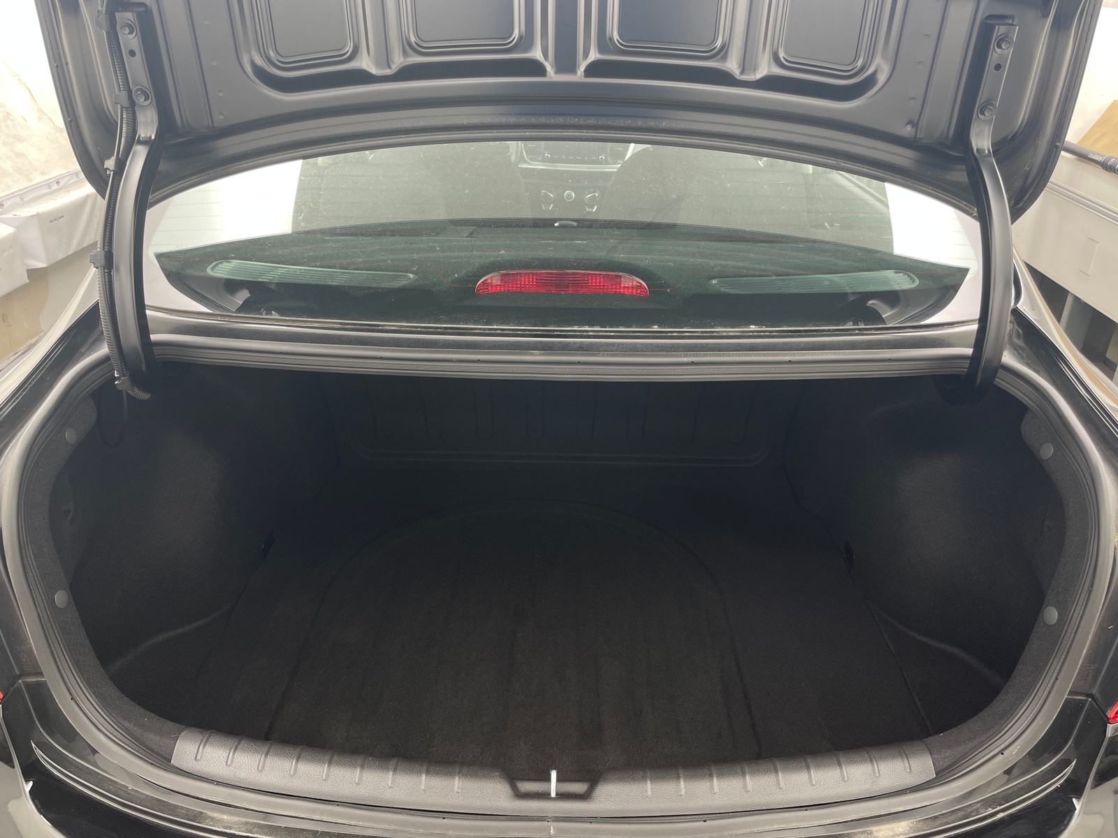 Thumbnail: 2023 Kia Rio - 7