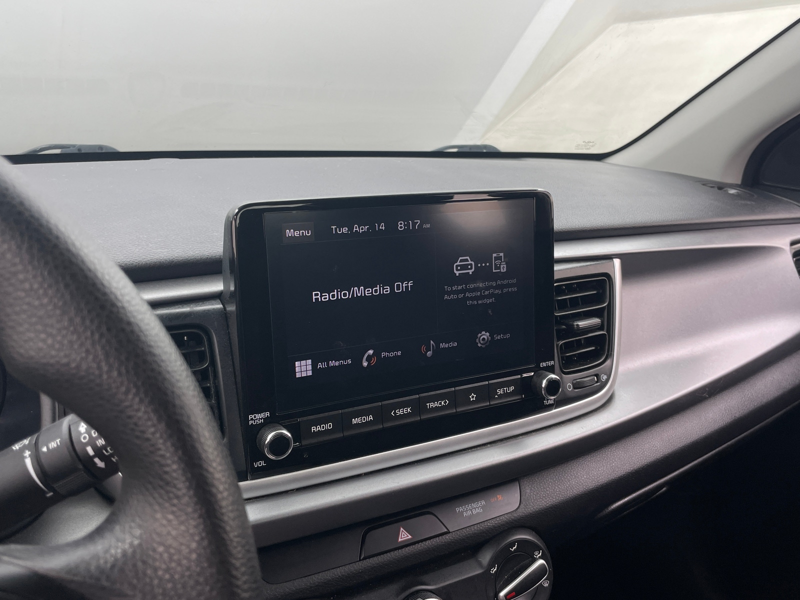 Thumbnail: 2023 Kia Rio - 4