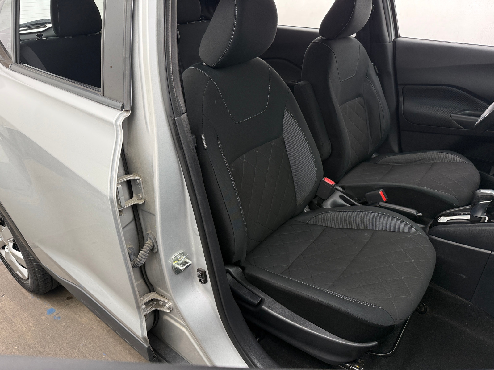 Thumbnail: 2020 Nissan Kicks - 2