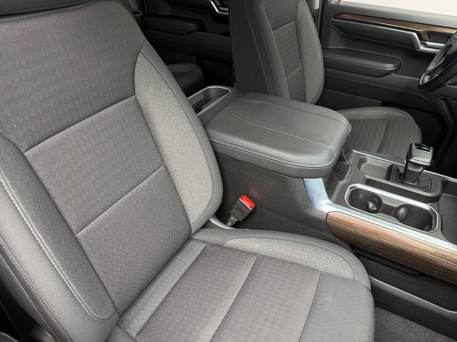 Thumbnail: 2024 Chevrolet Silverado 1500 - 2