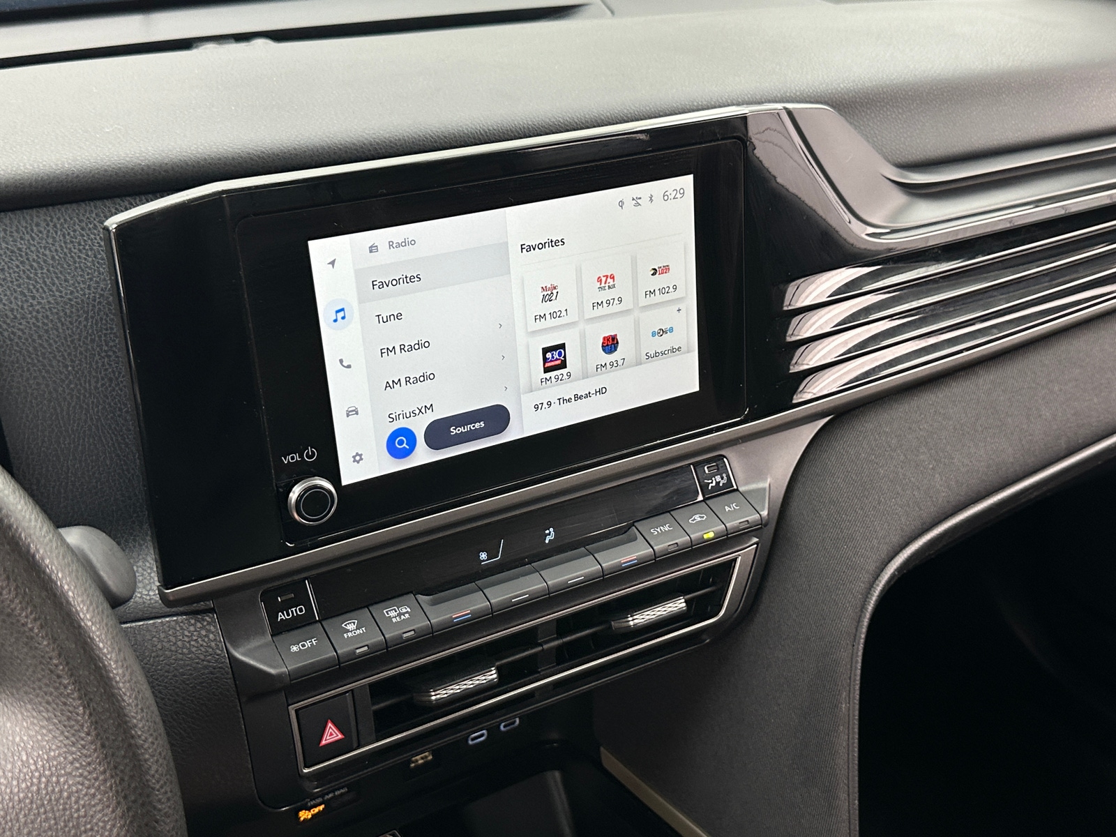 Thumbnail: 2025 Toyota Camry - 4