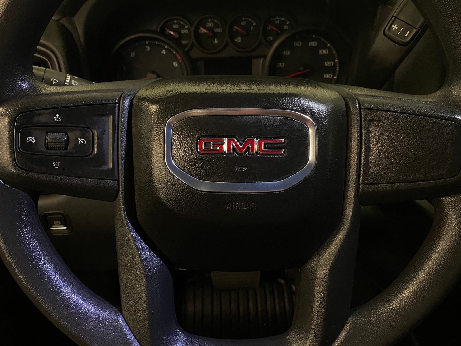 Thumbnail: 2023 GMC Sierra 3500 - 5