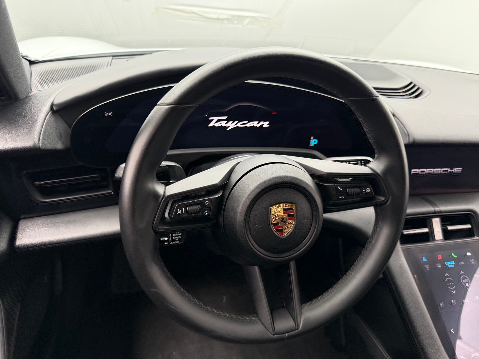 Thumbnail: 2022 Porsche Taycan - 4