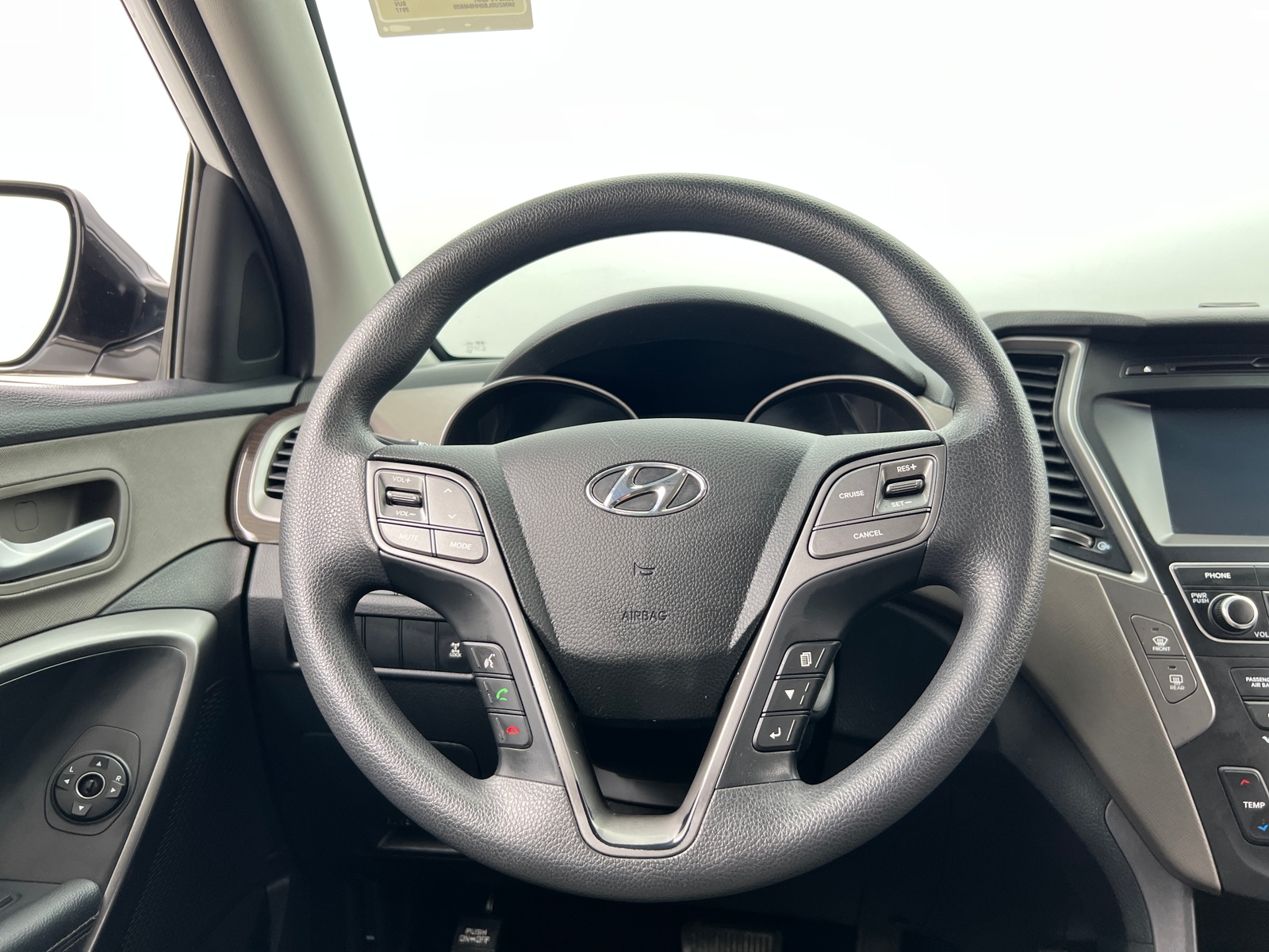 Thumbnail: 2017 Hyundai Santa Fe - 5