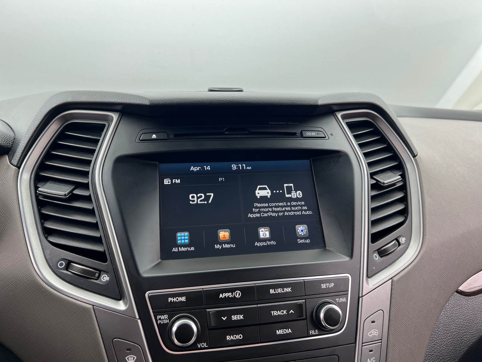 Thumbnail: 2017 Hyundai Santa Fe - 4