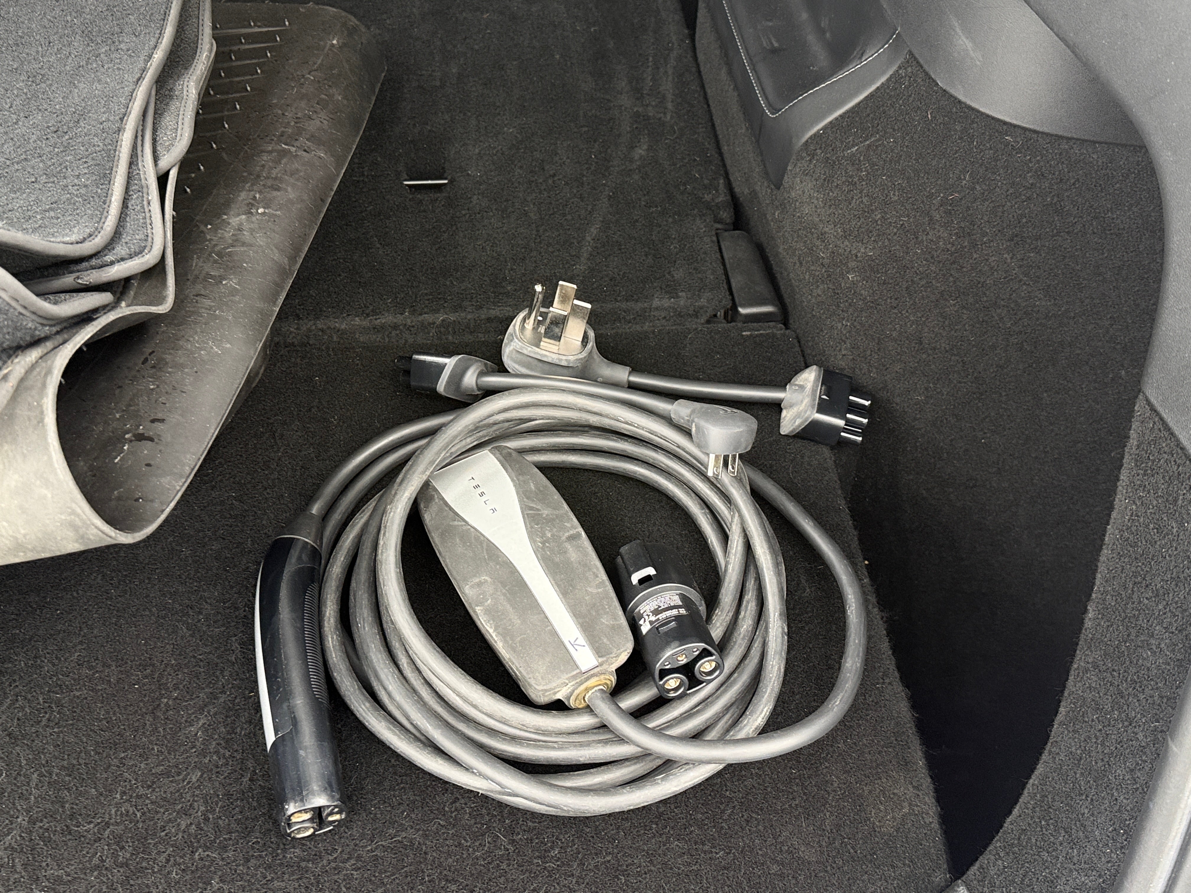 Used 2022 Tesla Model Y Long Range with VIN 7SAYGAEE4NF429064 for sale in Oak Creek, WI