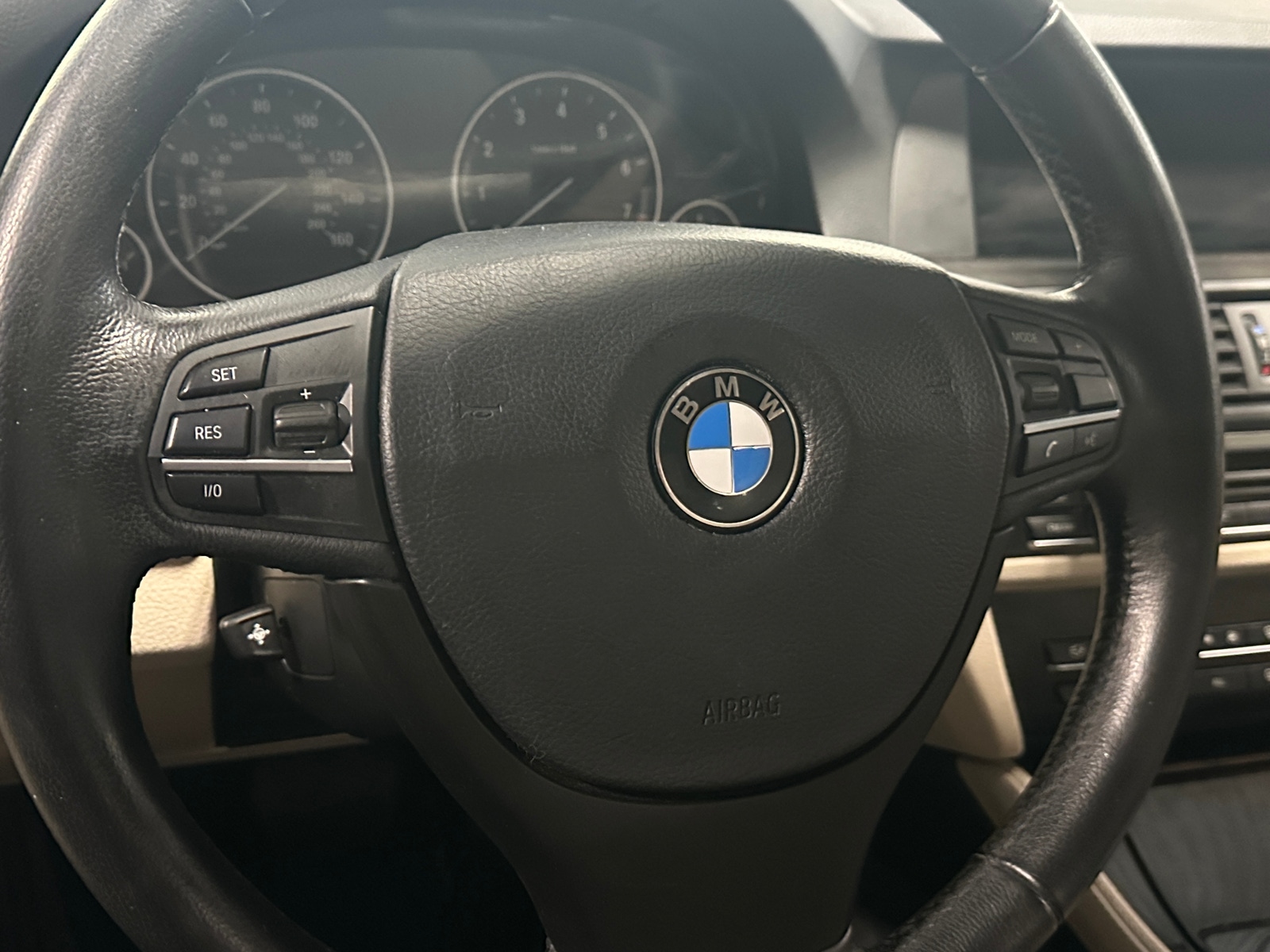 Thumbnail: 2012 BMW 5 Series - 4