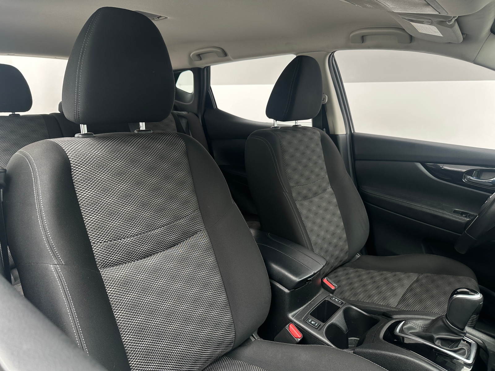 Thumbnail: 2019 Nissan Rogue Sport - 2