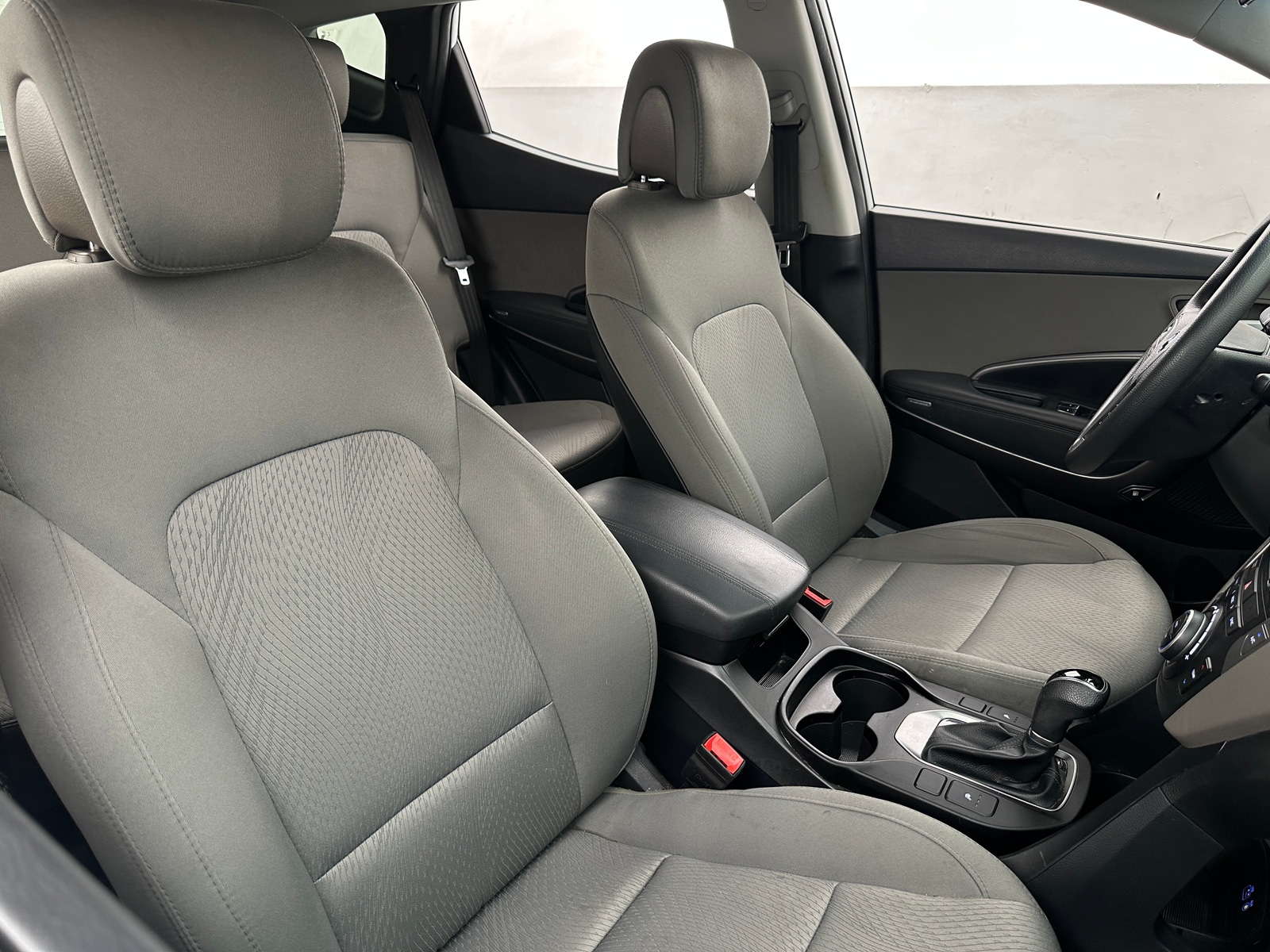 Thumbnail: 2018 Hyundai Santa Fe - 2