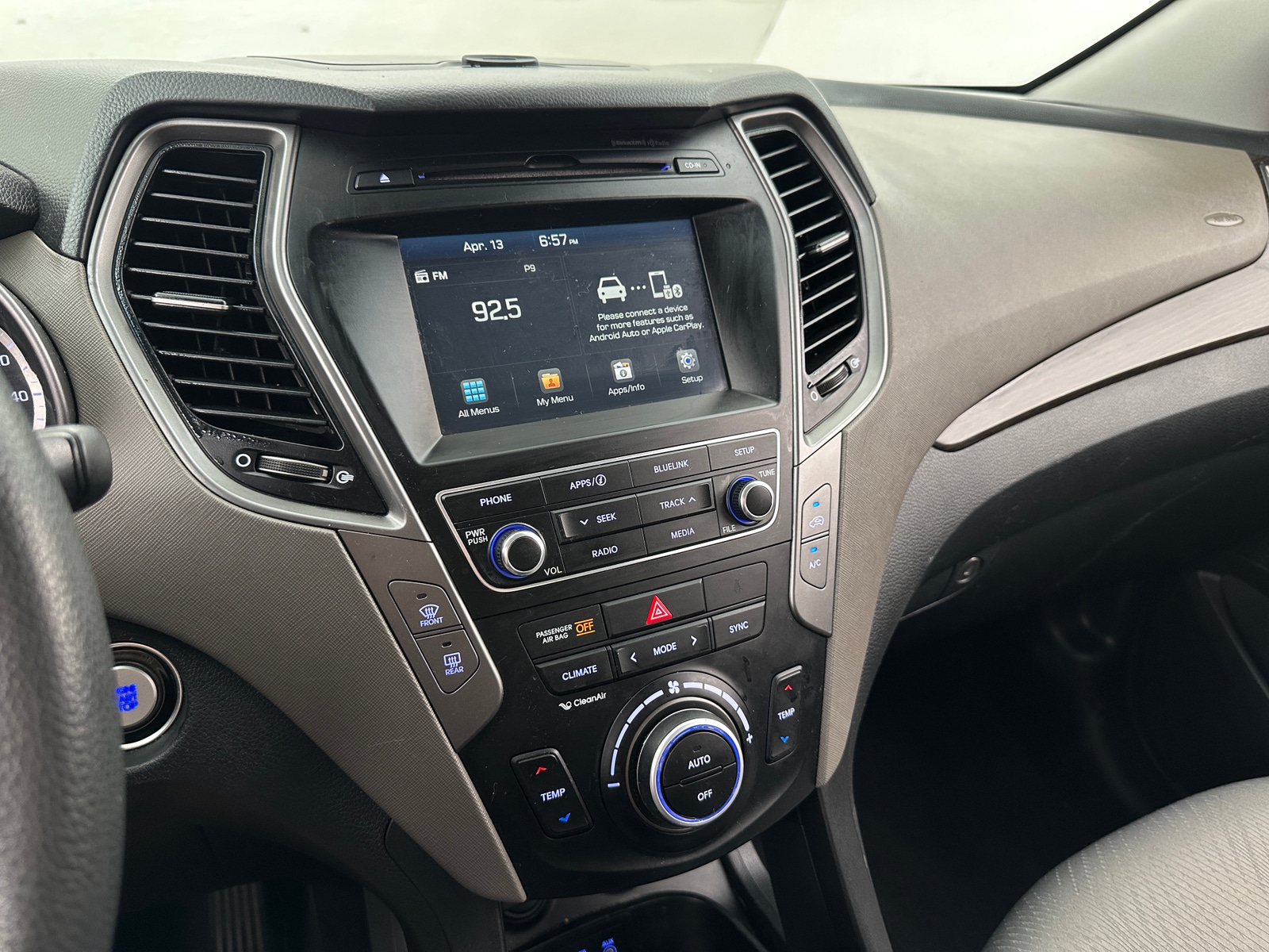 Thumbnail: 2018 Hyundai Santa Fe - 4