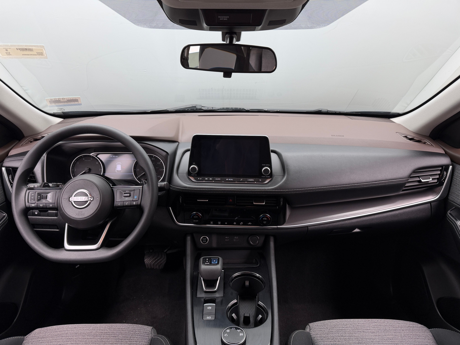 Thumbnail: 2022 Nissan Rogue - 3