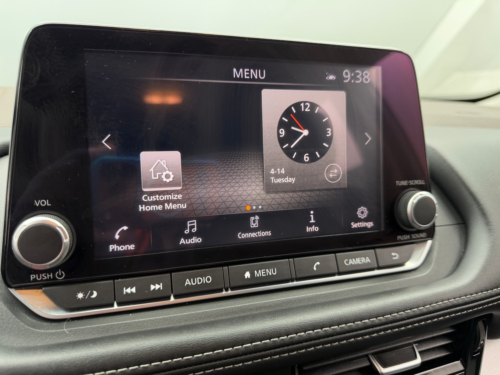 Thumbnail: 2022 Nissan Rogue - 4