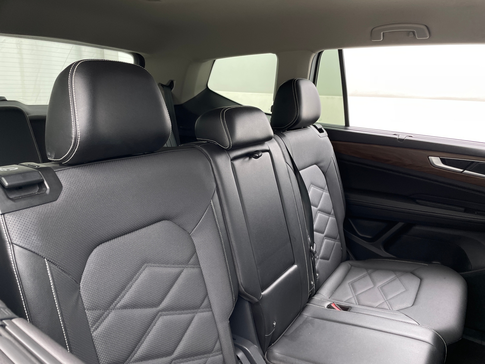 Thumbnail: 2024 Volkswagen Atlas - 5