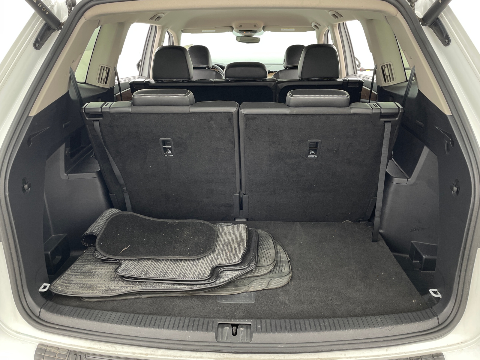 Thumbnail: 2024 Volkswagen Atlas - 6