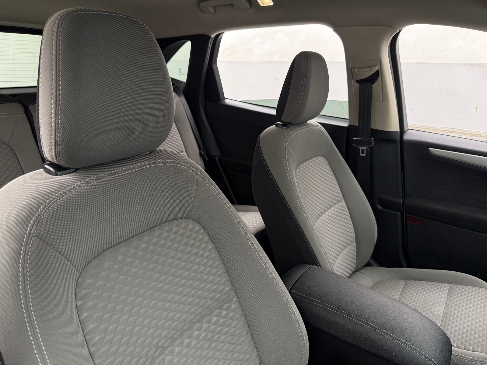 Thumbnail: 2020 Ford Escape - 2