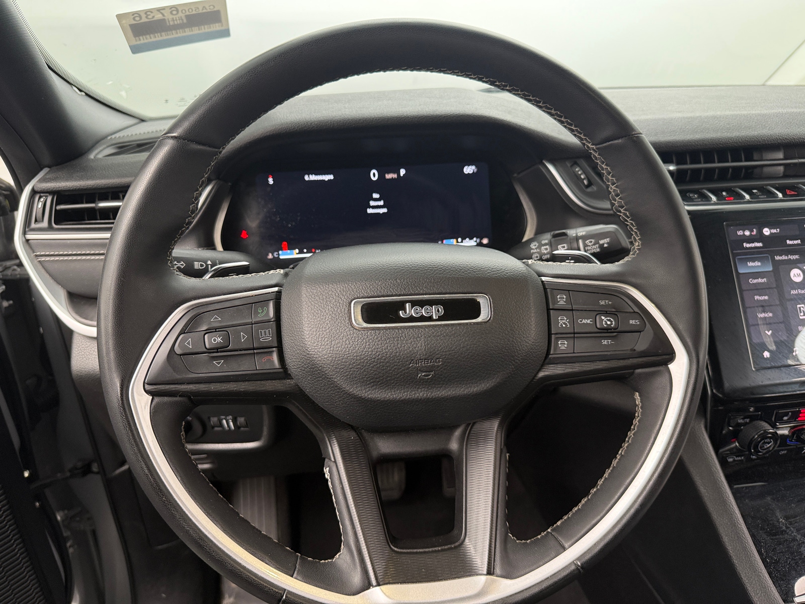 Thumbnail: 2024 Jeep Grand Cherokee L - 4