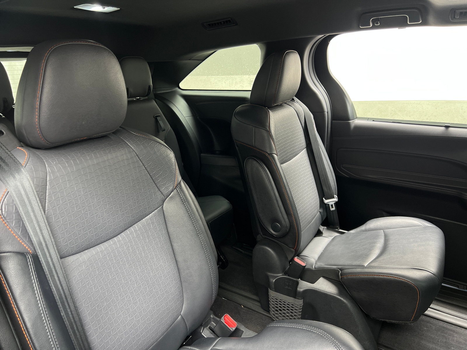 Thumbnail: 2021 Toyota Sienna - 5