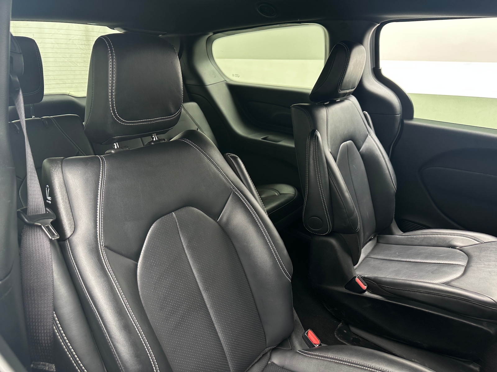 Thumbnail: 2024 Chrysler Pacifica - 5