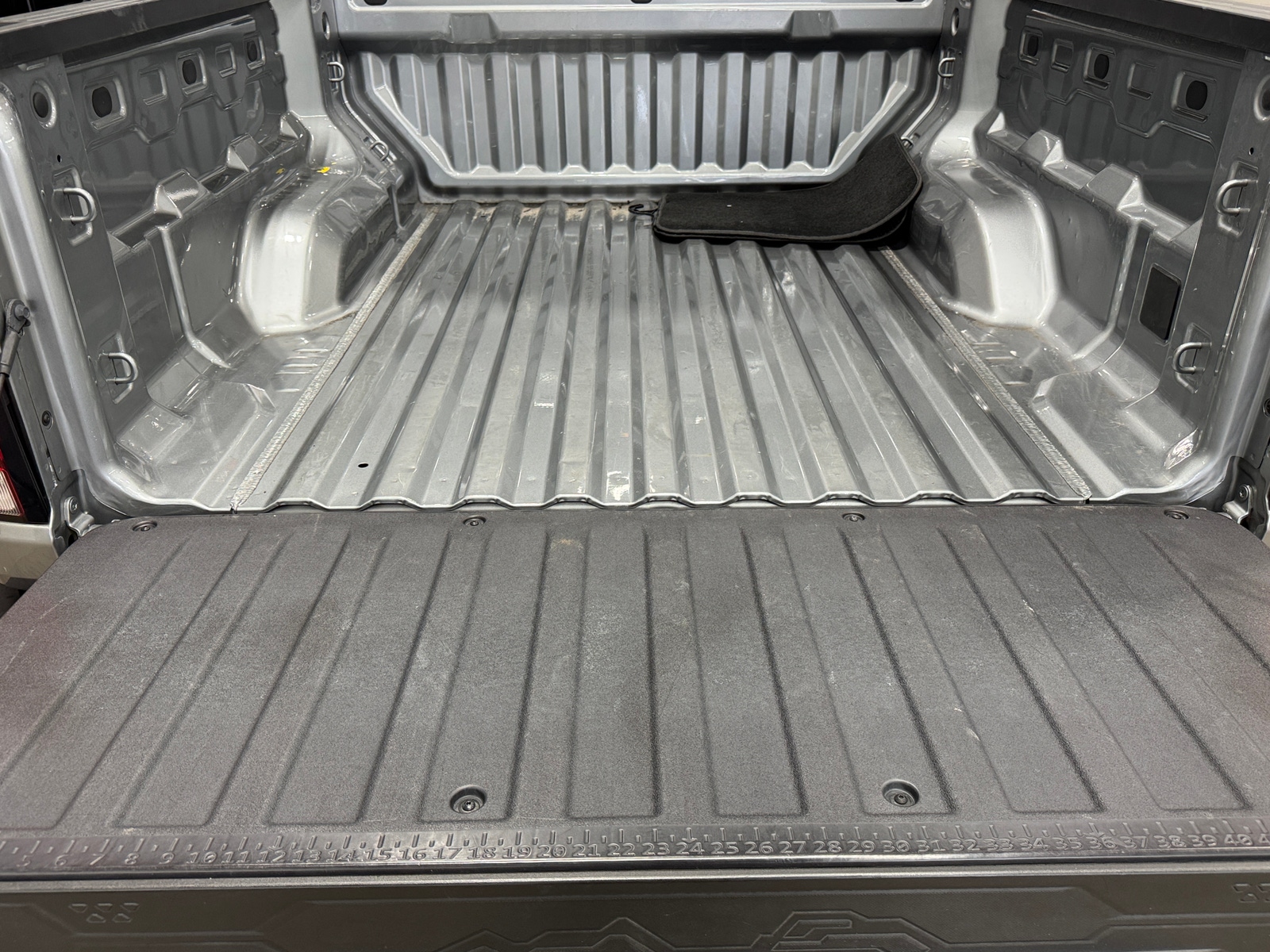 Thumbnail: 2024 Chevrolet Colorado - 7