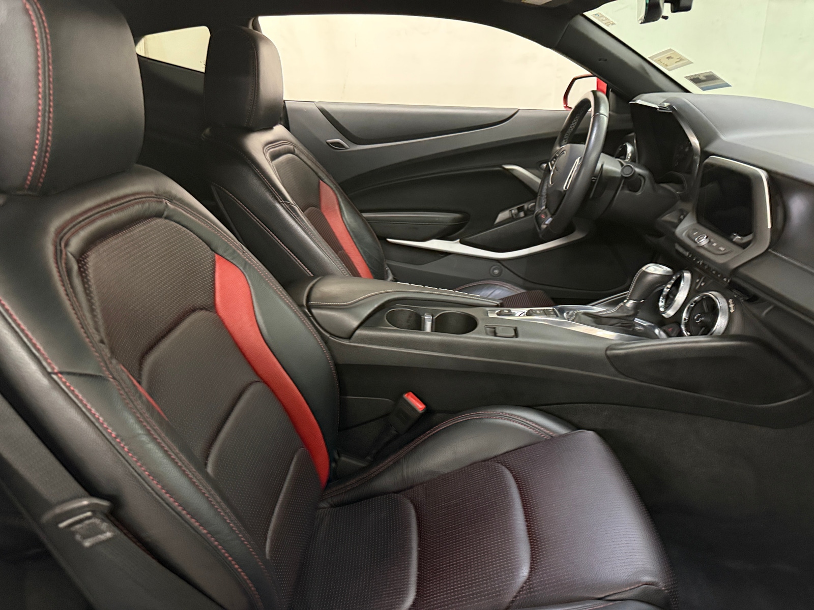 Thumbnail: 2018 Chevrolet Camaro - 2