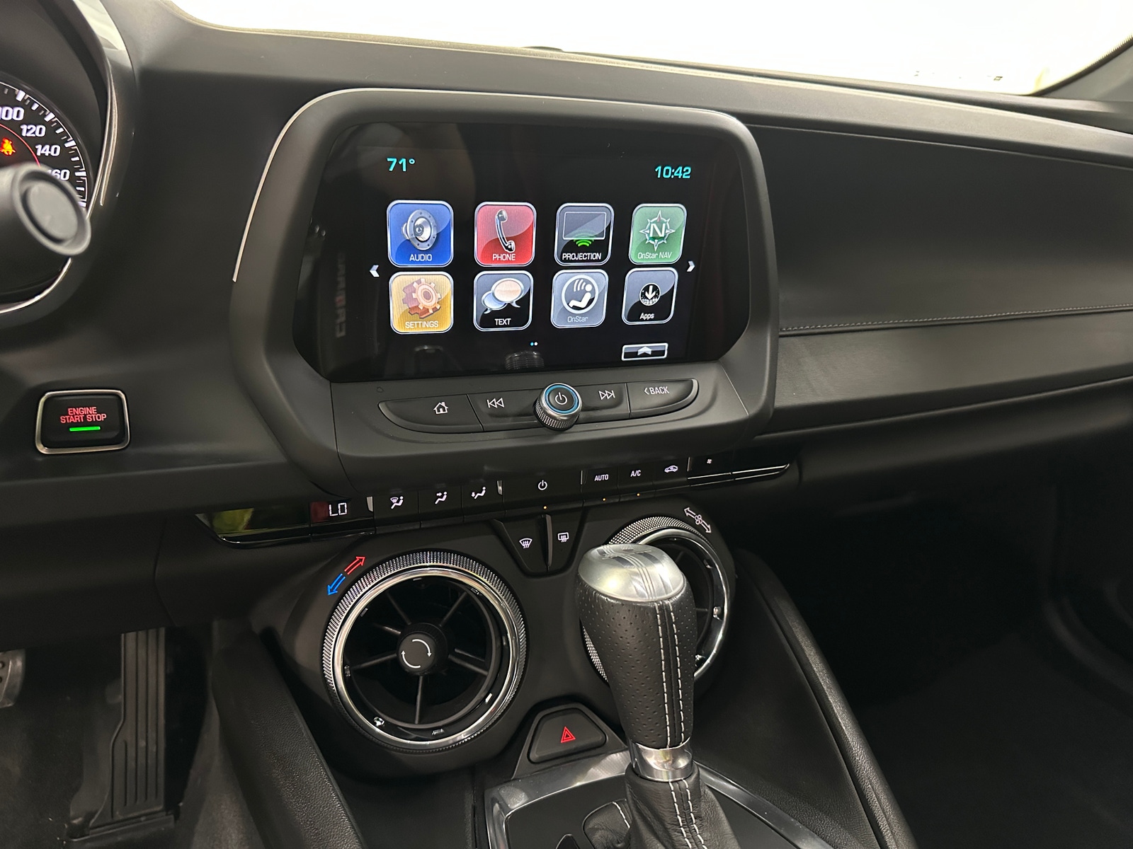 Thumbnail: 2018 Chevrolet Camaro - 4