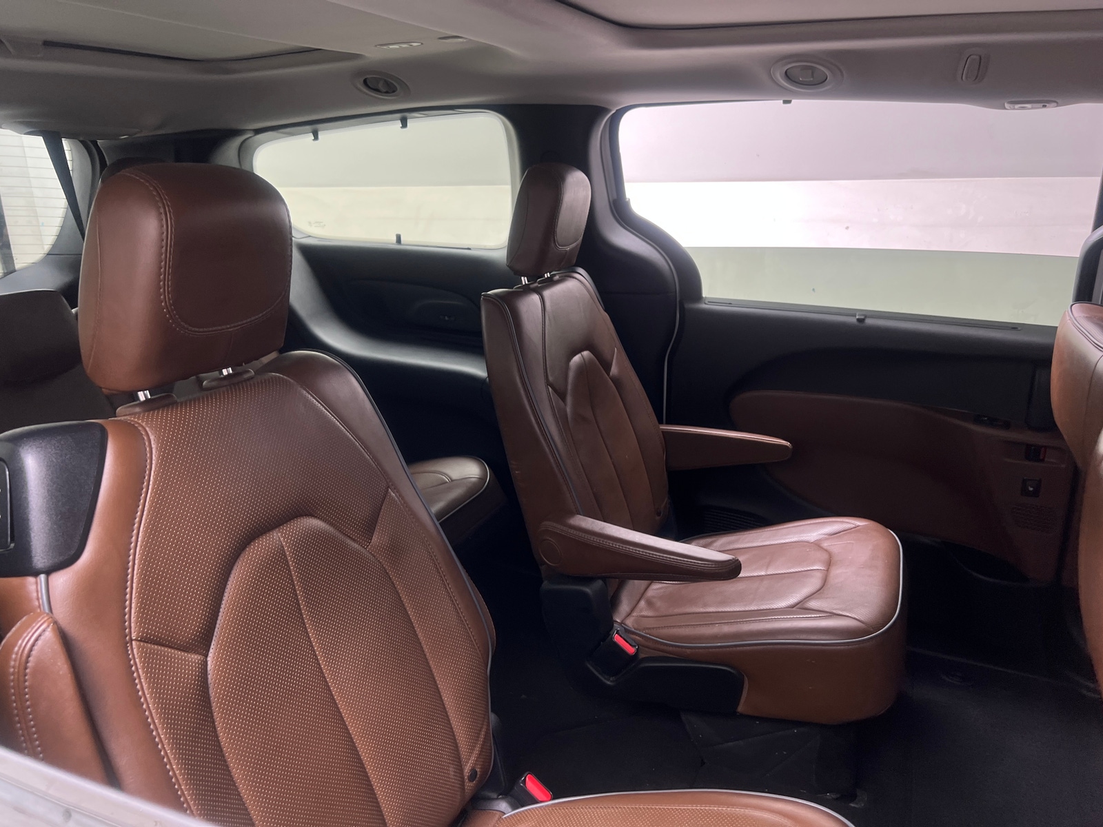 Thumbnail: 2019 Chrysler Pacifica - 5