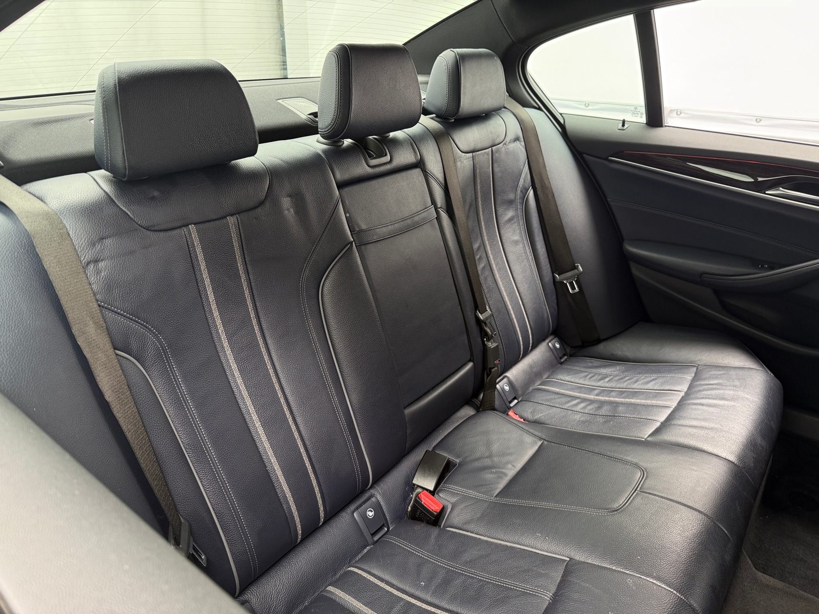 Thumbnail: 2018 BMW 5 Series - 5