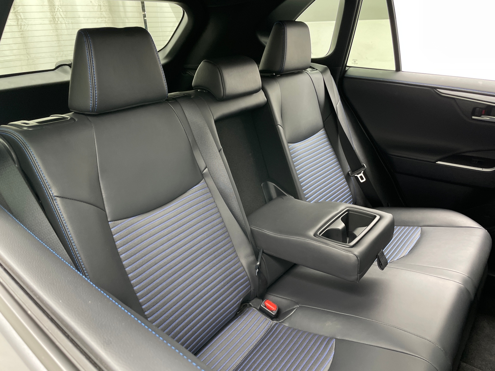 Thumbnail: 2024 Toyota RAV4 - 5