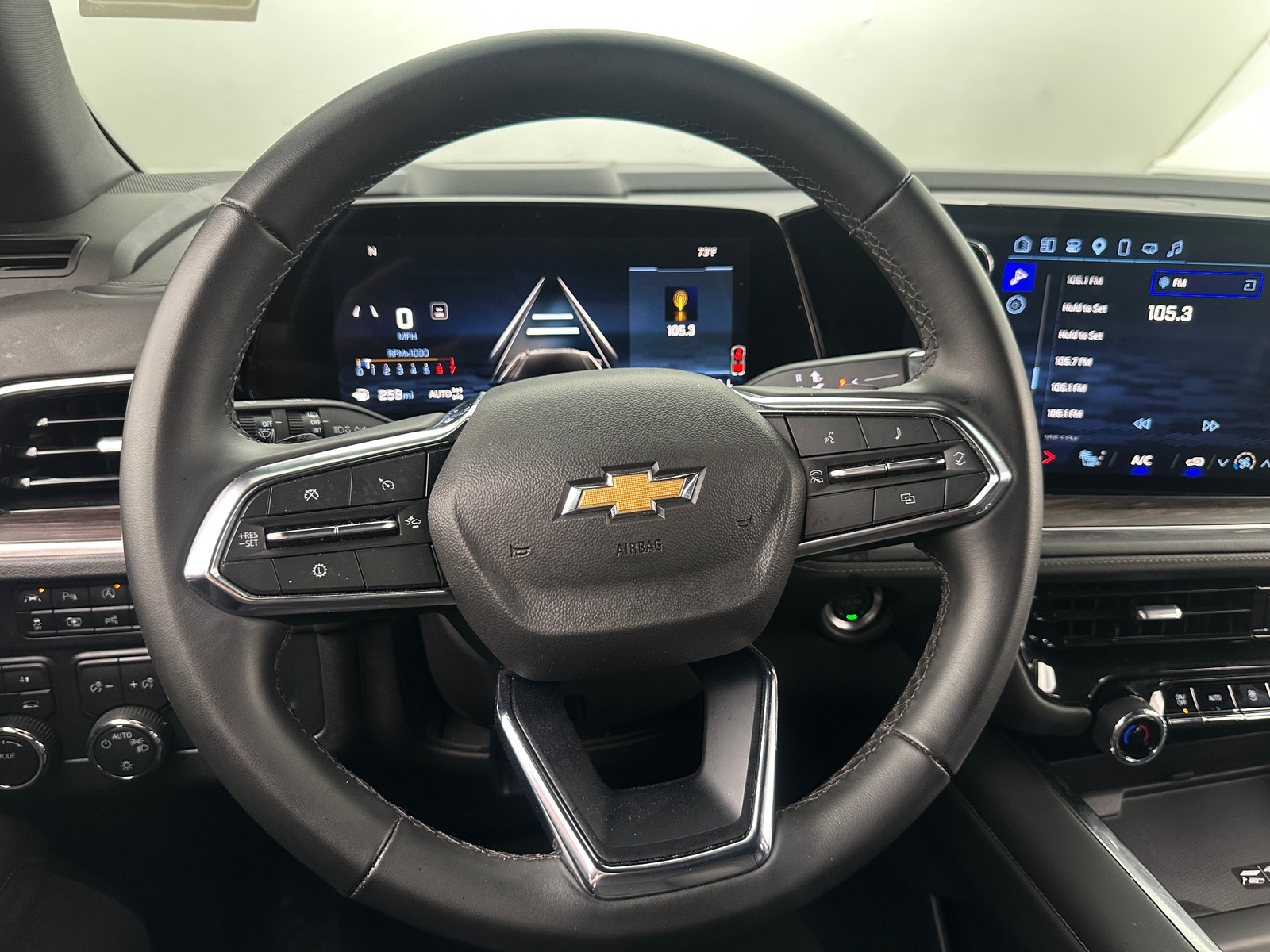 Thumbnail: 2025 Chevrolet Tahoe - 4