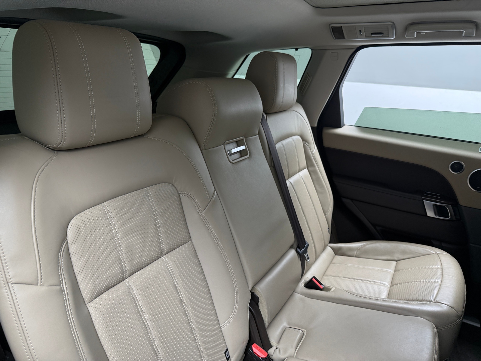Thumbnail: 2020 Land Rover Range Rover Sport - 5