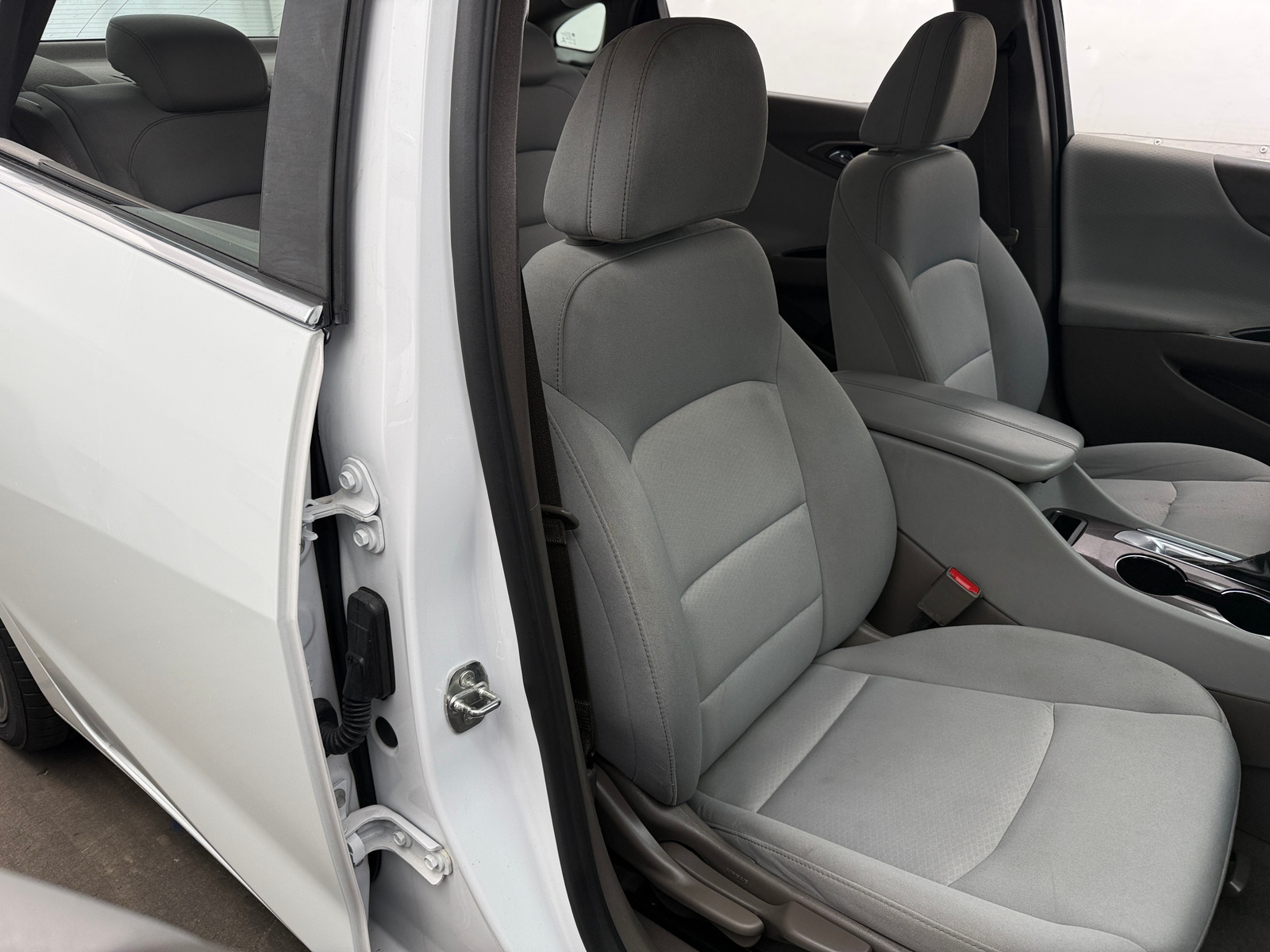 Thumbnail: 2021 Chevrolet Malibu - 2