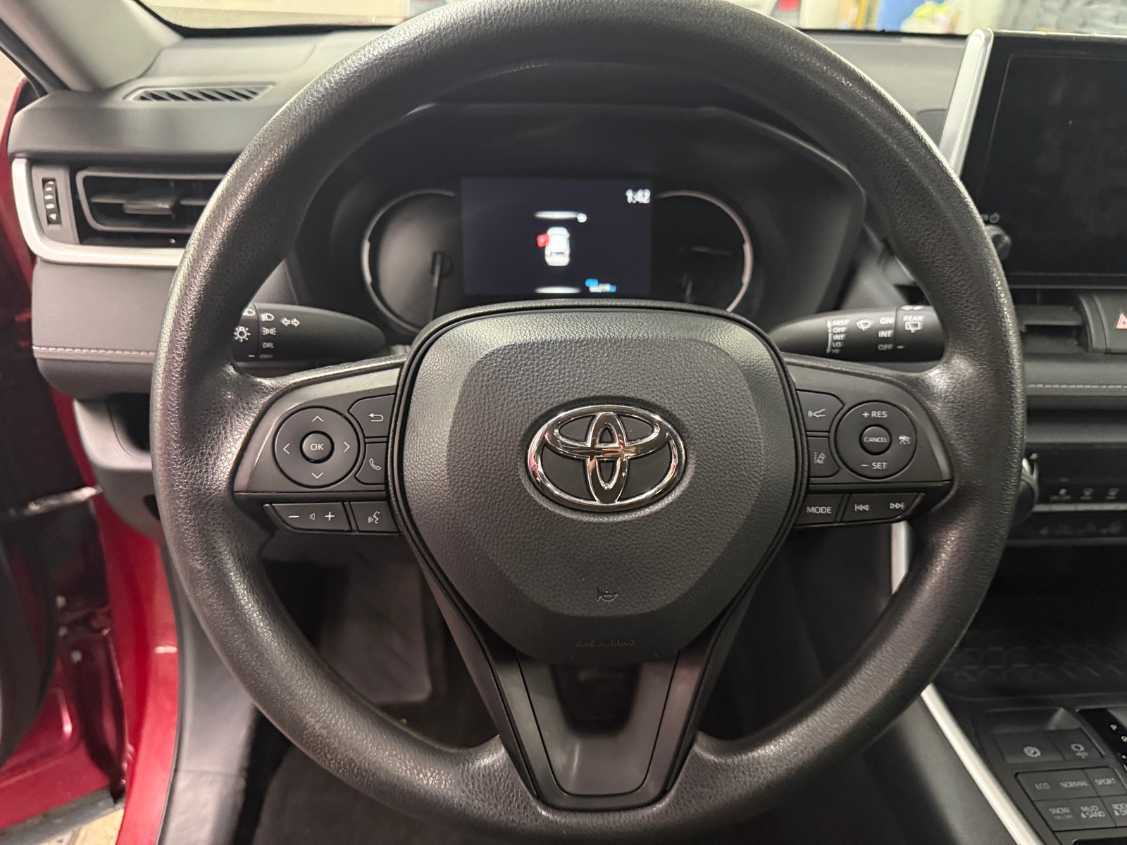 Thumbnail: 2023 Toyota RAV4 - 5