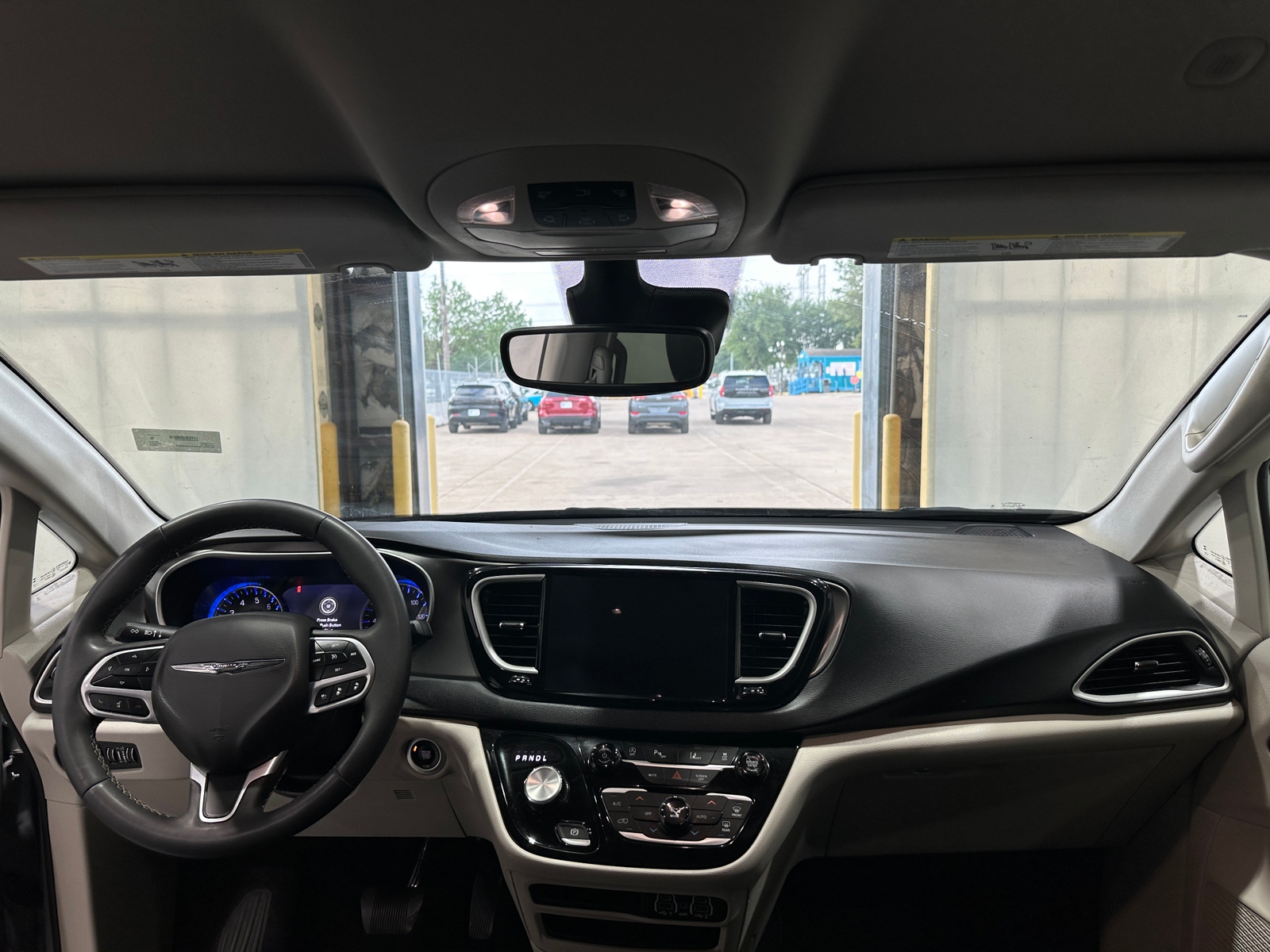 Thumbnail: 2024 Chrysler Pacifica - 2