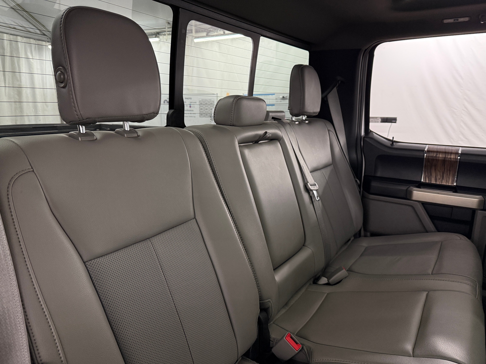 Thumbnail: 2019 Ford Econoline - 5