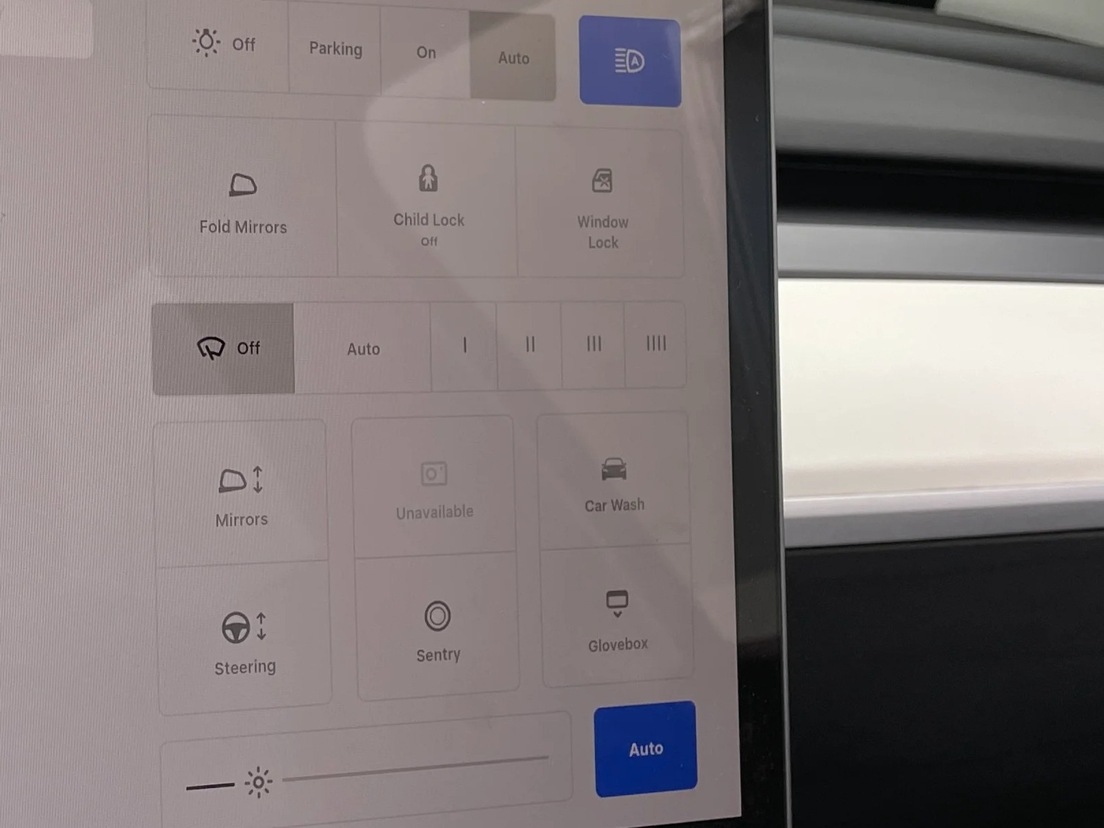 Thumbnail: 2023 Tesla Model Y - 3