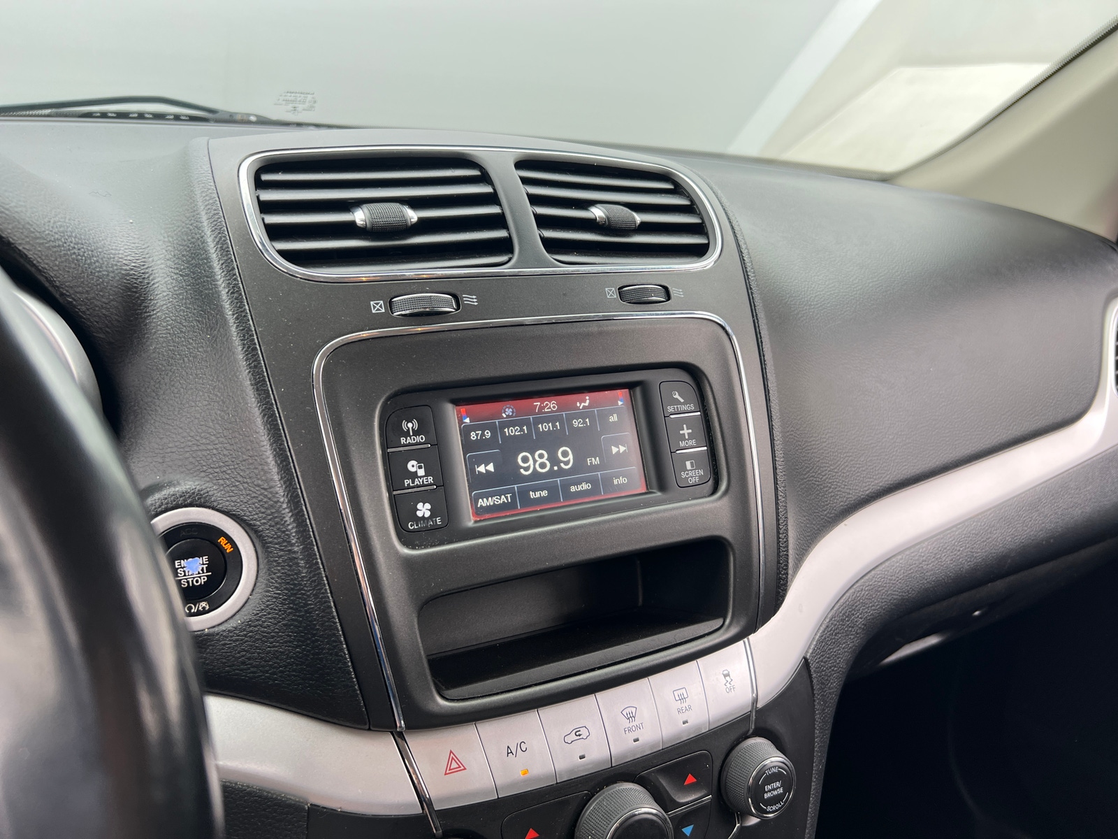 Thumbnail: 2020 Dodge Journey - 4