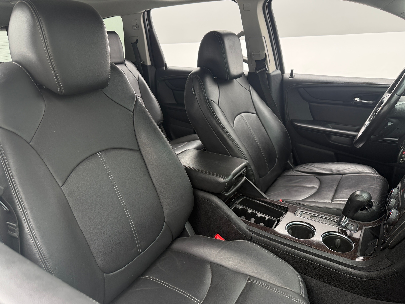Thumbnail: 2017 Chevrolet Traverse - 2