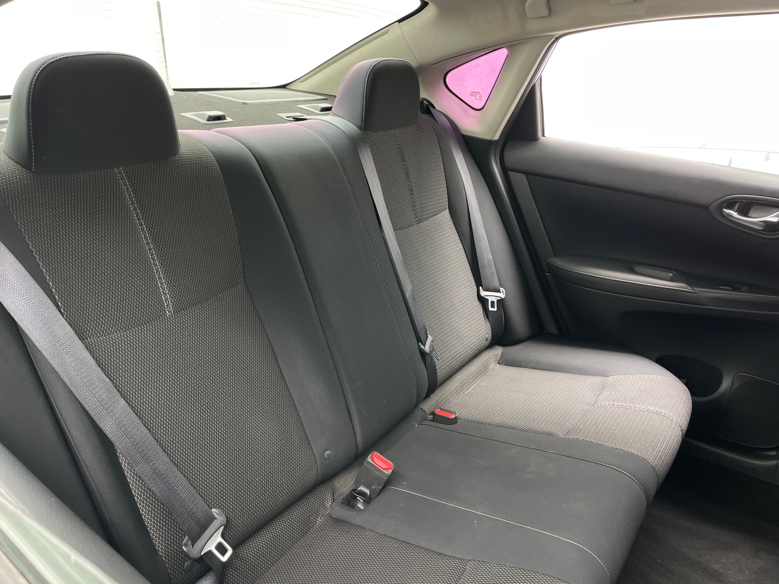 Thumbnail: 2016 Nissan Sentra - 6