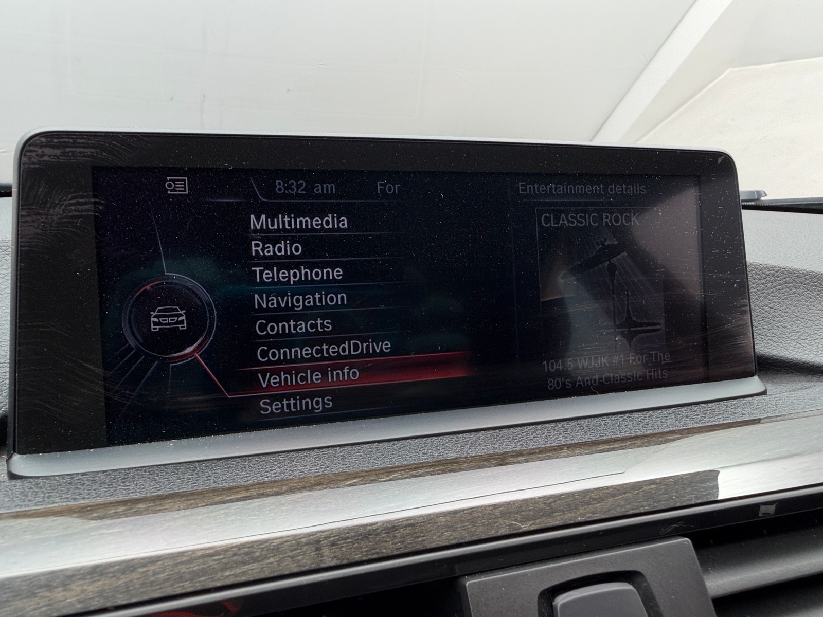 Thumbnail: 2015 BMW 3 Series - 3