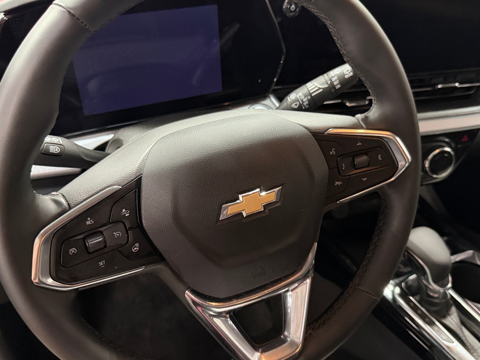 Thumbnail: 2025 Chevrolet Trax - 5