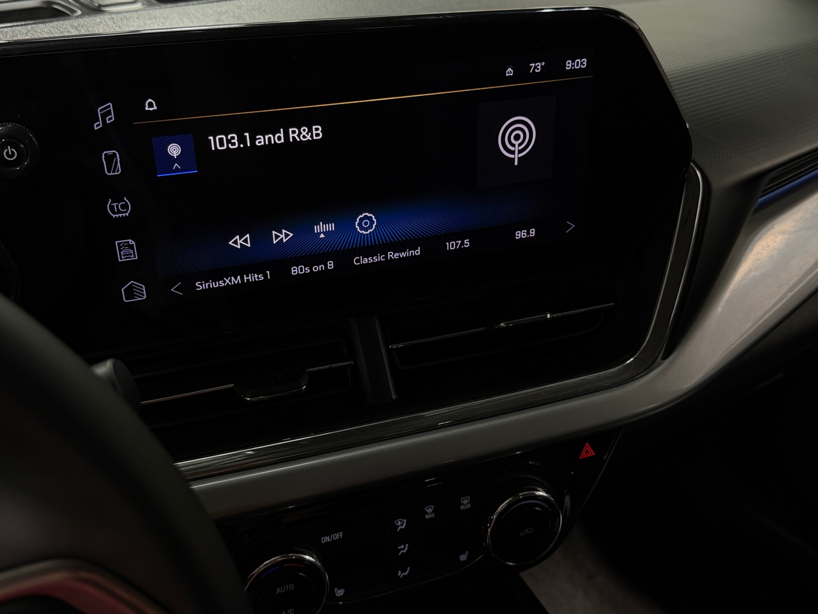 Thumbnail: 2025 Chevrolet Trax - 4