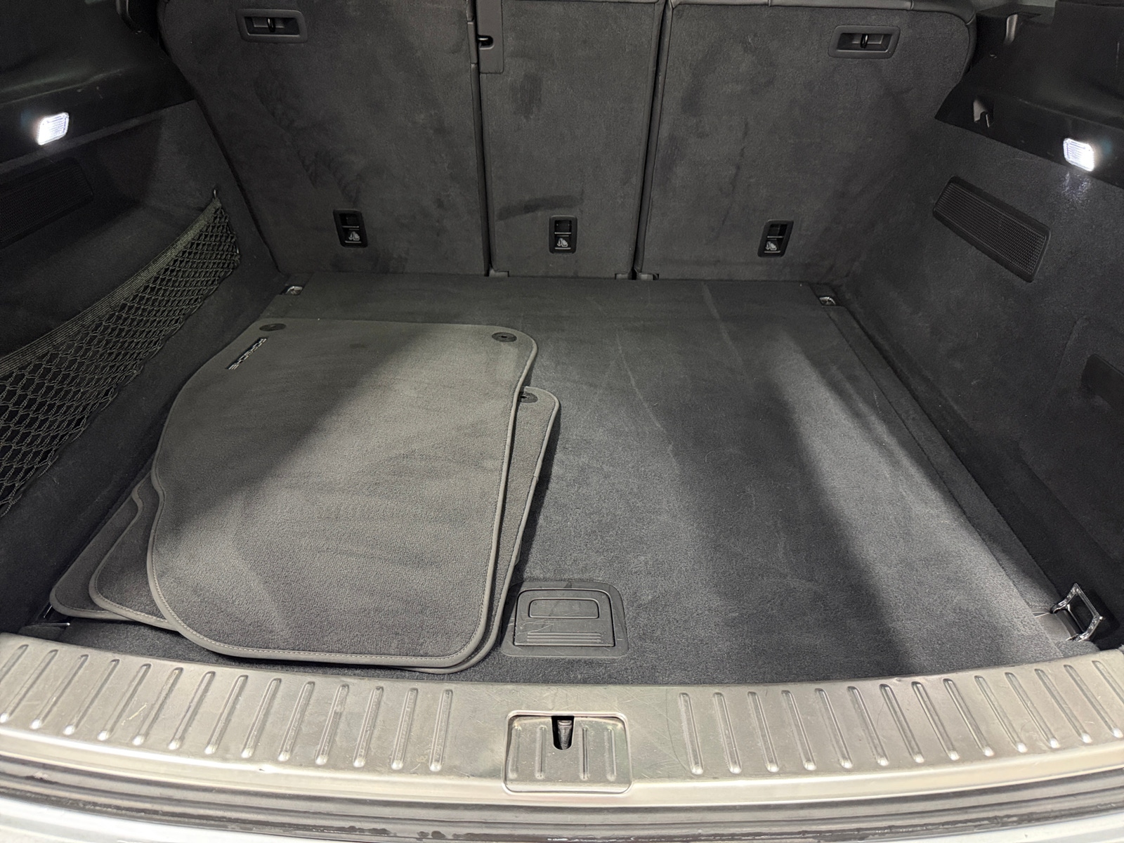 Thumbnail: 2019 Porsche Cayenne - 6