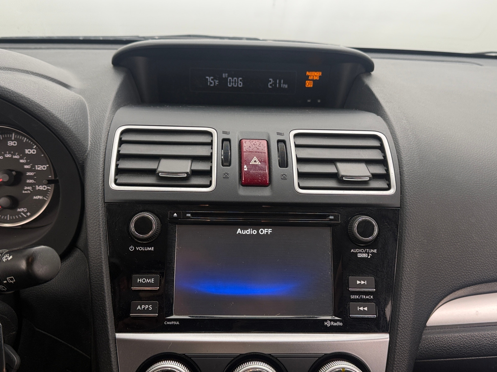 Thumbnail: 2017 Subaru Crosstrek - 4