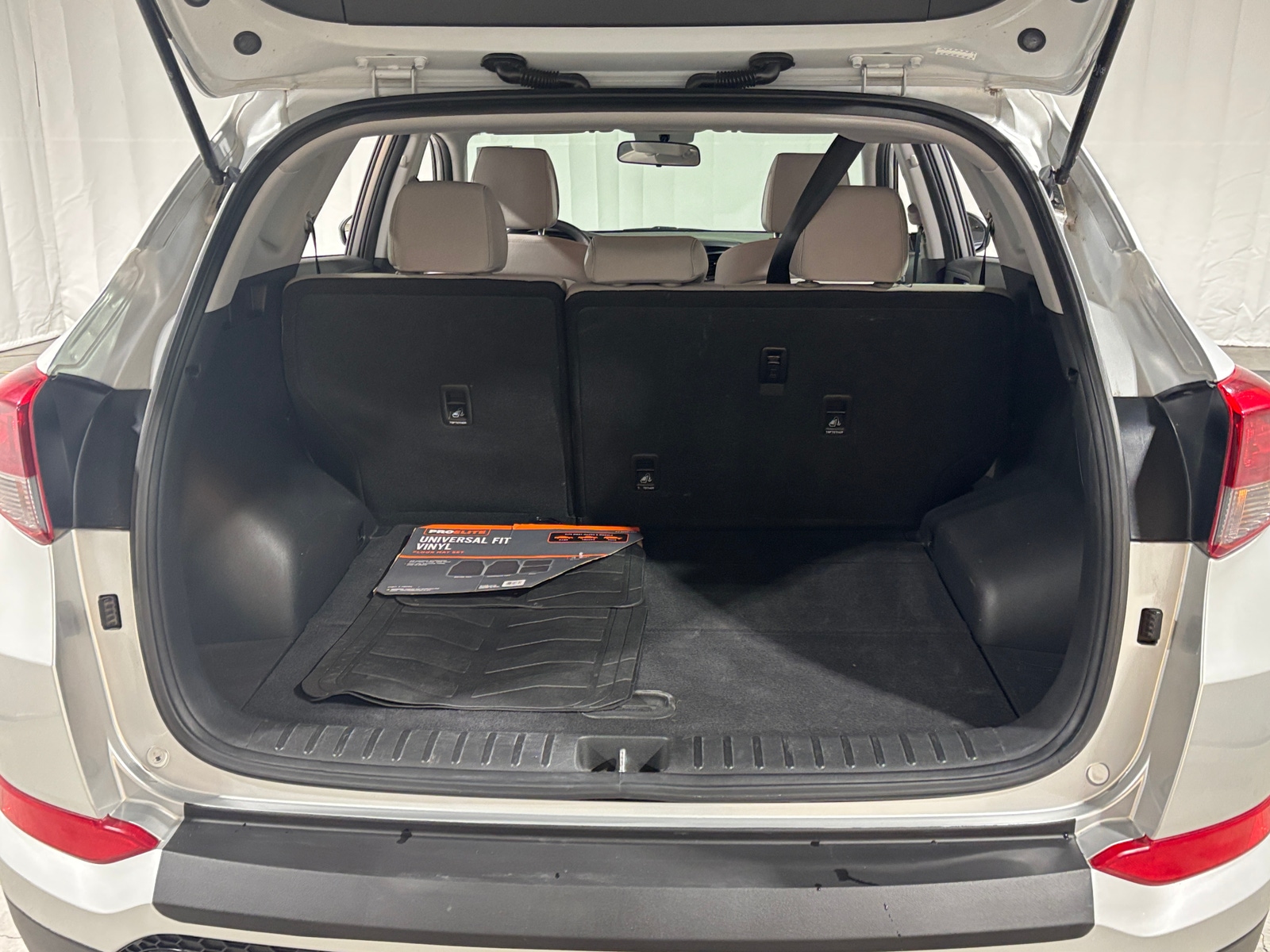 Thumbnail: 2018 Hyundai Tucson - 7