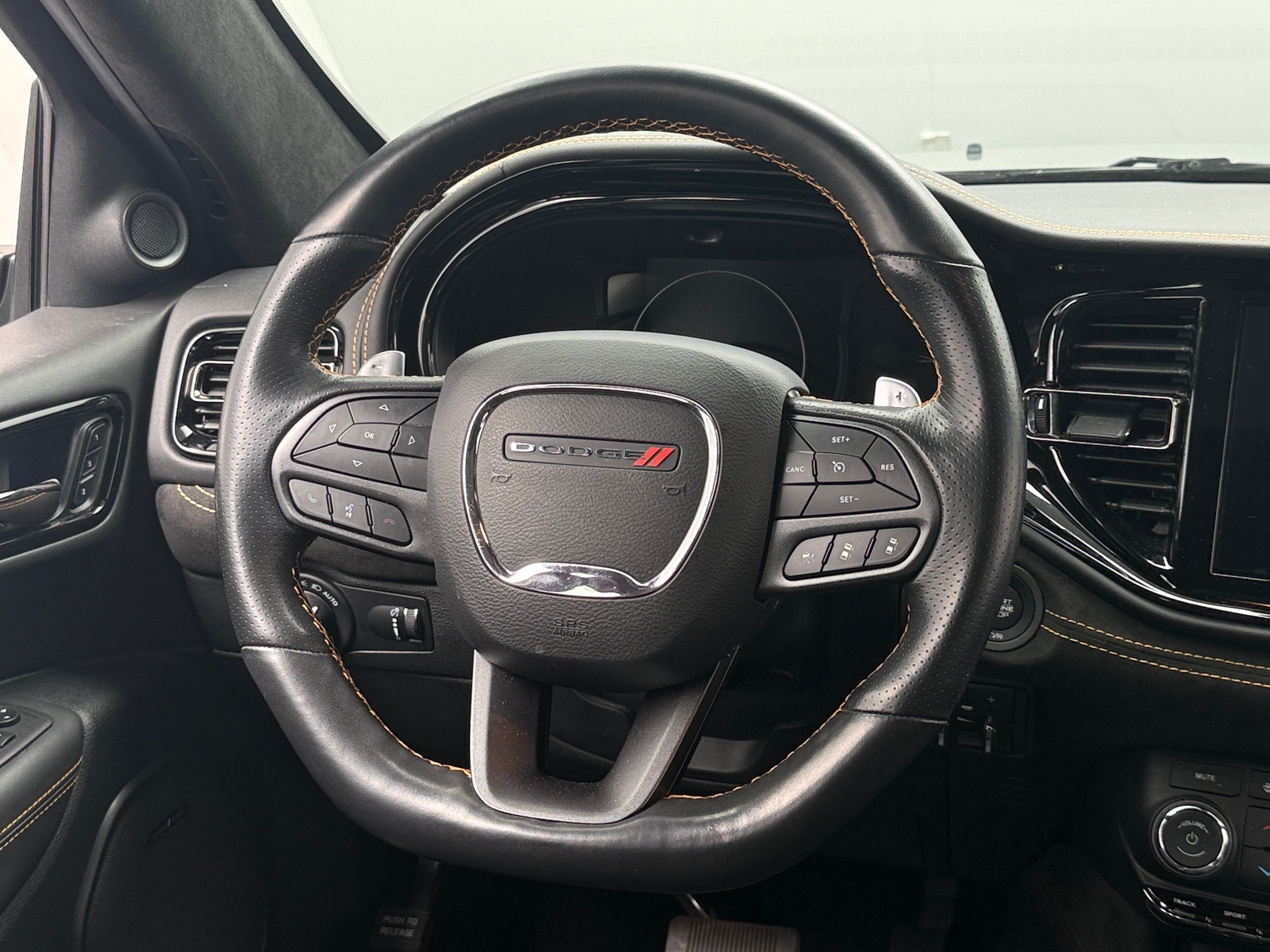 Thumbnail: 2023 Dodge Durango - 5