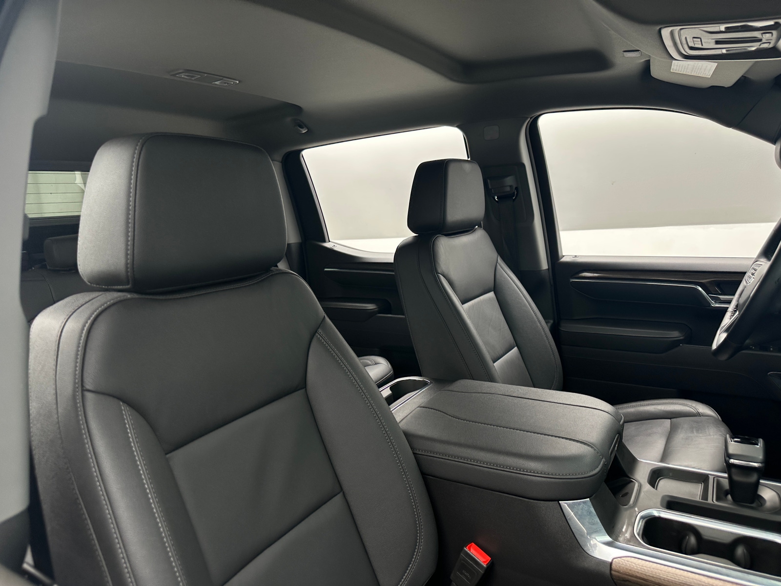 Thumbnail: 2025 Chevrolet Silverado 1500 - 2
