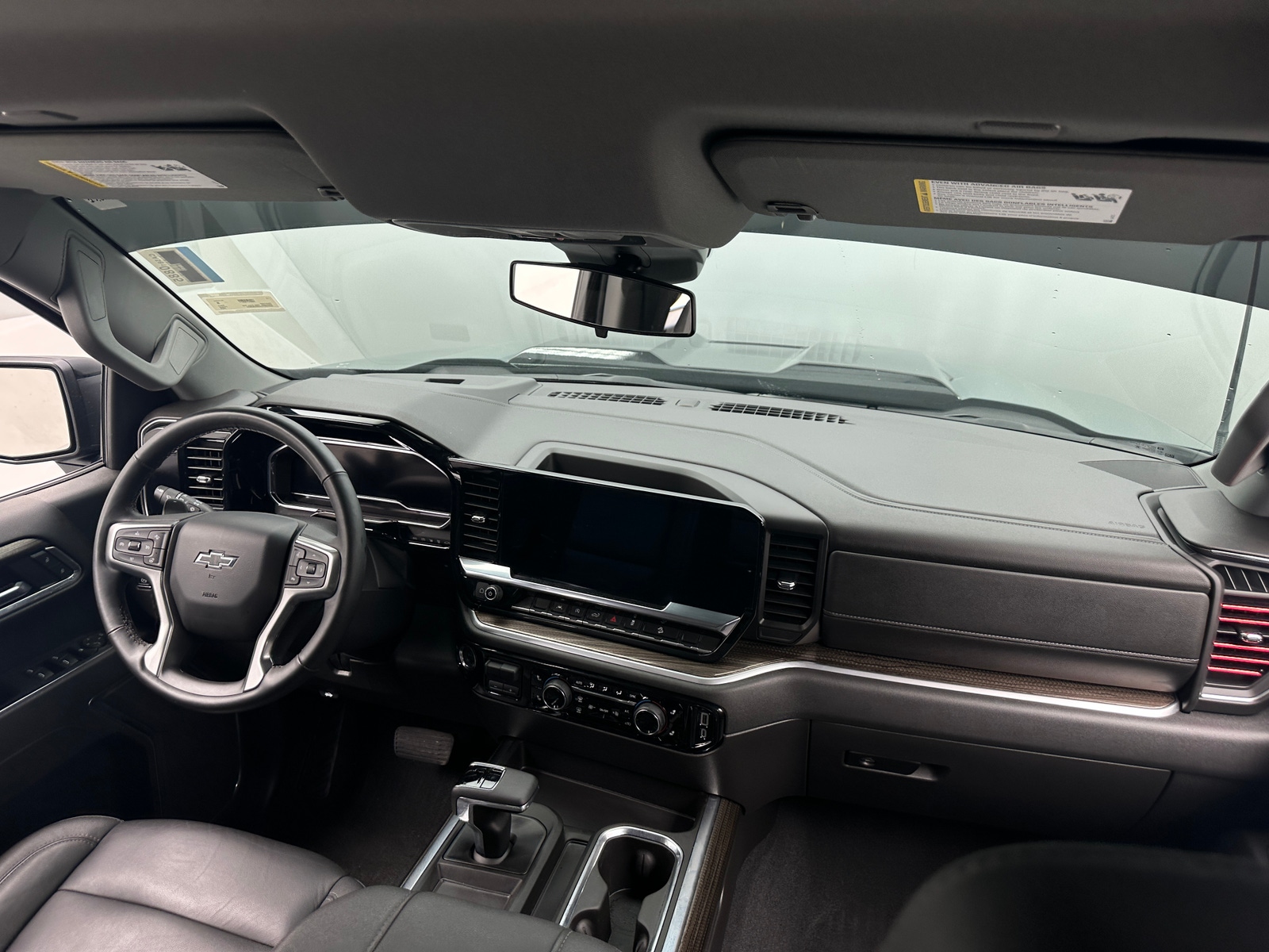 Thumbnail: 2025 Chevrolet Silverado 1500 - 3